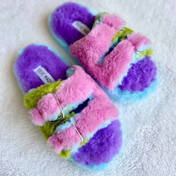 Steve Madden Other - Steve Madden Girl’s Faux Fur Slide Slipper Sandals Pastel Rainbow Size M